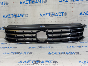 Radiator grill grill VW Passat b8 16-19 USA without emblem