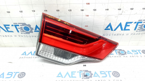 Light inside tailgate left Toyota Highlander 17-19