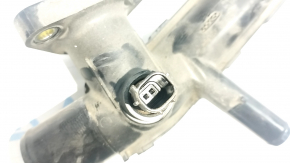 Cooling system flange Toyota Highlander 17-19 3.5