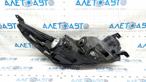 Headlight front left bare Toyota Highlander 17-19 halogen, light, crack, broken mount