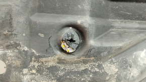 Left large underbody protection Toyota Highlander 14-19 is torn