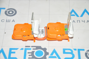 Tesla Model S 12-15 High Voltage Busbar Mount Breakage