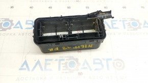 Relay block housing underhood Toyota Highlander 14-19 upper part