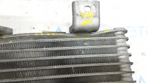 Toyota Highlander 17-19 3.5 automatic transmission cooling radiator is dented
