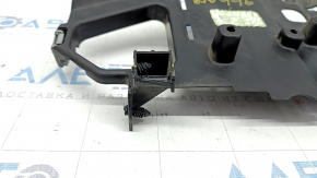 Right radiator deflector Jeep Compass 17- 2.4 broken fasteners