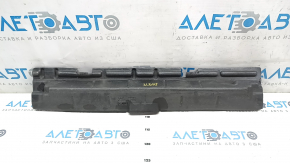 Radiator deflector top of Ford Explorer 11-19 is torn