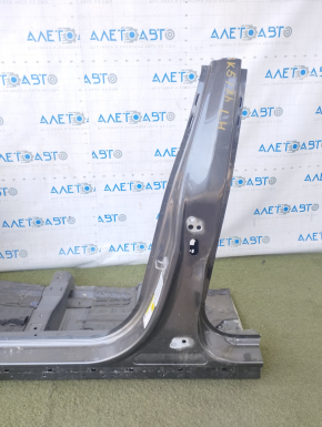 Front quarter left Ford Fusion mk5 13-20 graphite, with center pillar