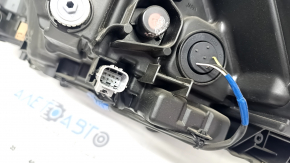 Headlight front right bare Toyota Venza 21- LE reflector, broken fasteners