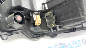 Headlight front right bare Toyota Venza 21- LE reflector, broken fasteners