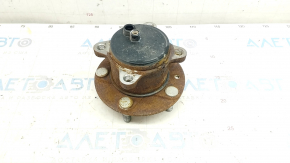 Rear right hub Mazda 3 19- FWD Mexico built, rusty