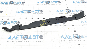 Wing seal trim door-wing right Mazda 3 19- 4d