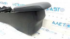 Central console armrest and cup holders Mazda 3 22-23 leather black, Mexico built, scratches