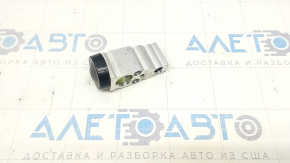 Mazda 3 19- AC heater valve for R1234yf, Mexico built