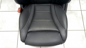 Driver's seat Mercedes C-class W205 15-21 with airbag, electric, heated, memory, black leather, scratches on the pad, defect of the back pocket
