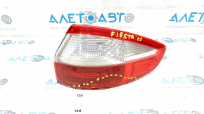 Outer wing lamp right Ford Fiesta 14-19 rest 4d, broken glass