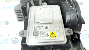 Front right headlight complete BMW 5 F10 14-16 xenon, broken glass, cracks in housing, for spare parts