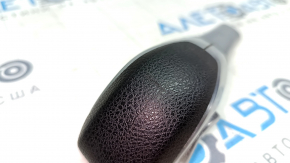 Gear knob Ford Fiesta 11-19 rubber, chrome, scratches