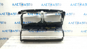 Radiator deflector blinds BMW 5 F10 14-16 fractures, no fragments, seal dried out