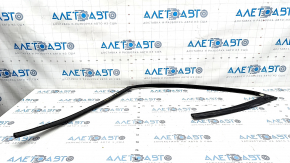 Front right glass seal BMW 5 F10 11-16