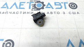Airbag sensor rear right VW Passat 20-22