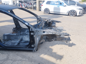 Front right quarter Mazda 3 19 - black, on the body
