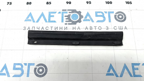 Hood seal on the hood left VW Passat 20-22
