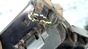 Rear bumper mount left under right light VW Passat 20-22 crack in mount