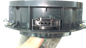 Front right door speaker VW Passat 20-22 cracks in mounts