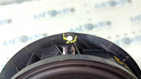 Front right door speaker VW Passat 20-22 cracks in mounts