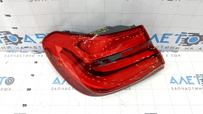 Light outer wing left BMW 7 G11 G12 16-19 under chrome molding, broken glass, cracks, broken mount