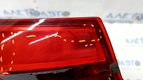 Light outer wing left BMW 7 G11 G12 16-19 under chrome molding, broken glass, cracks, broken mount