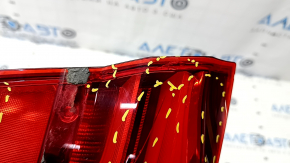 Light outer wing left BMW 7 G11 G12 16-19 under chrome molding, broken glass, cracks, broken mount