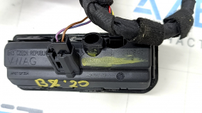 Rear view camera with handle and trunk release button VW Passat 20-22