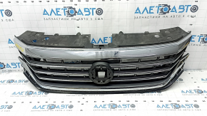 Radiator grill assembly VW Passat 20-22 without emblem, sand, bumps on chrome, scratches