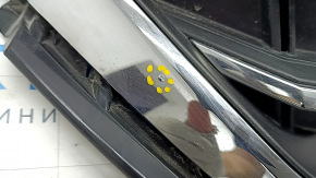 Radiator grill assembly VW Passat 20-22 without emblem, sand, bumps on chrome, scratches