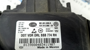Front right headlight complete VW Passat 20-22 LED with seal, sand, poke