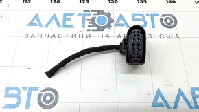 Chip of the front left headlight VW Passat 20-22 LED