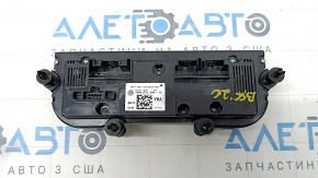 Climate control VW Passat 20-22 with heated seats