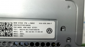 Monitor, display, navigation VW Passat 20-22 scratches