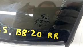 Window blind glass rear right VW Passat 20-22 chrome, scratch on seal