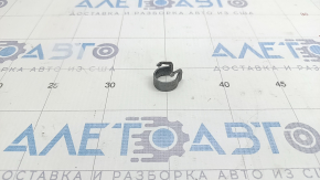 Fuel injector mounting bracket VW Passat 20-22 2.0T