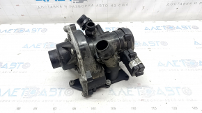 Cooling pump with thermostat housing assembly VW Passat 20-22 2.0T