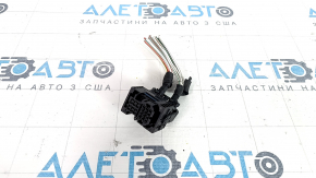 Chip for ECU block engine computer BMW 3 G20 19-22 2.0T B46B20B black, 16 pins