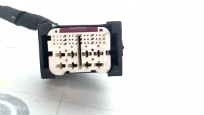 Chip for ECU block engine computer BMW 3 G20 19-22 2.0T B46B20B white, 10 pins
