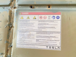 Tesla Model S 12-15 VVB Battery Case Without Cooling Tubes Used