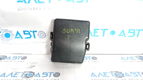 Hyundai Sonata 11-15 underhood fuse box cover scratches