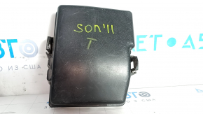 Hyundai Sonata 11-15 underhood fuse box cover scratches