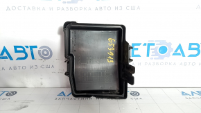 Hyundai Sonata 11-15 underhood fuse box cover scratches