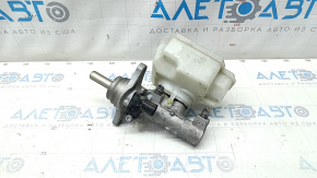 Master brake cylinder with reservoir VW Passat 20-22 with cover