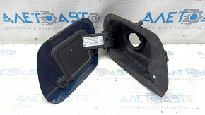 Fuel filler flap with housing assembly VW Passat 20-22 broken latches, torn seal